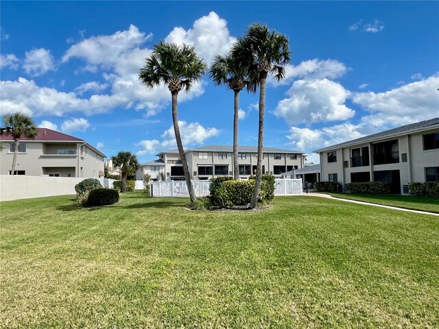 2100 N Peninsula Ave Unit 2160, New Smyrna Beach, FL 32169 - view of yard