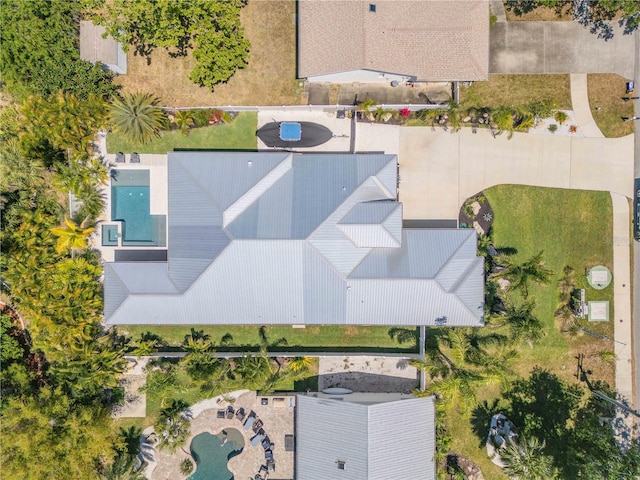 102 Inlet Shores Dr, New Smyrna Beach, FL 32168 - aerial view of a pool