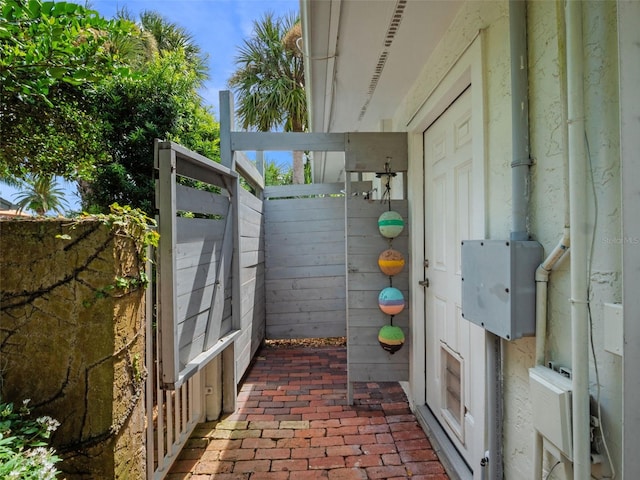 1215 Commodore Dr, New Smyrna Beach, FL 32168 - view of exterior entry