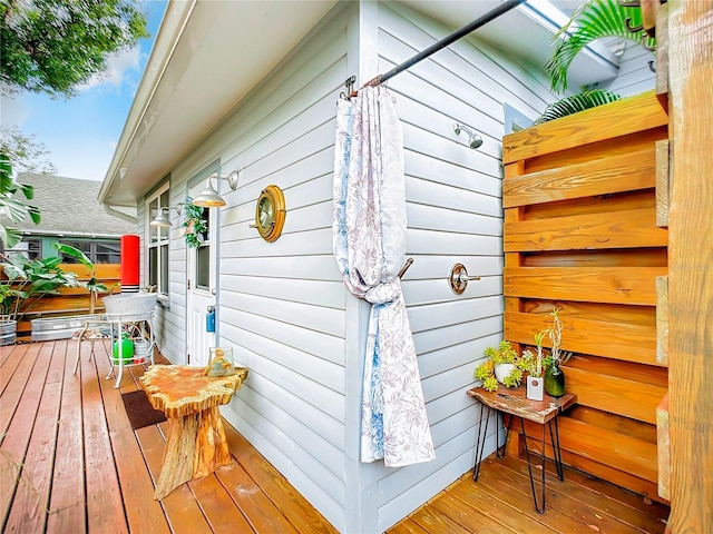 216 Murray St, New Smyrna Beach, FL 32168 - view of deck