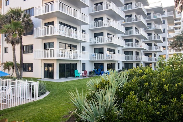 5301 S Atlantic Ave Unit 140, New Smyrna Beach, FL 32169 - view of apartment building / complex