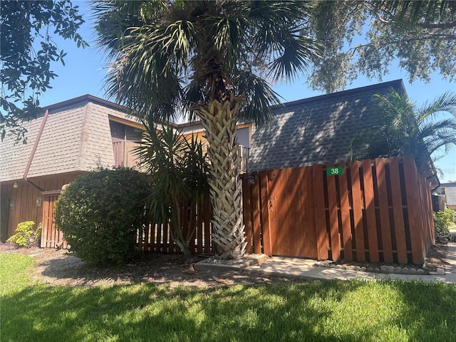38 Cedar Dunes Dr, New Smyrna Beach, FL 32169 - view of yard