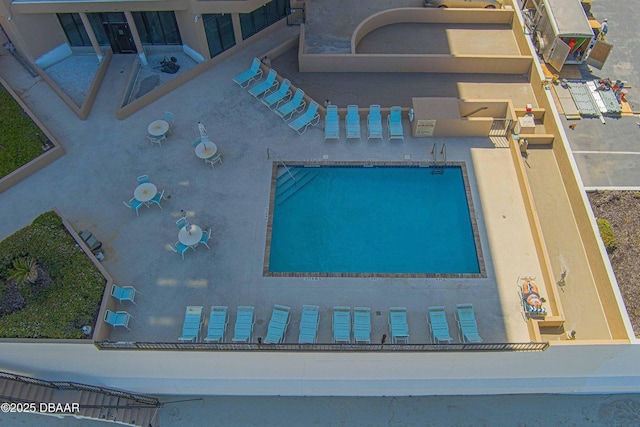 3023 S Atlantic Ave Unit 8010, Daytona Beach, FL 32118 - view of pool