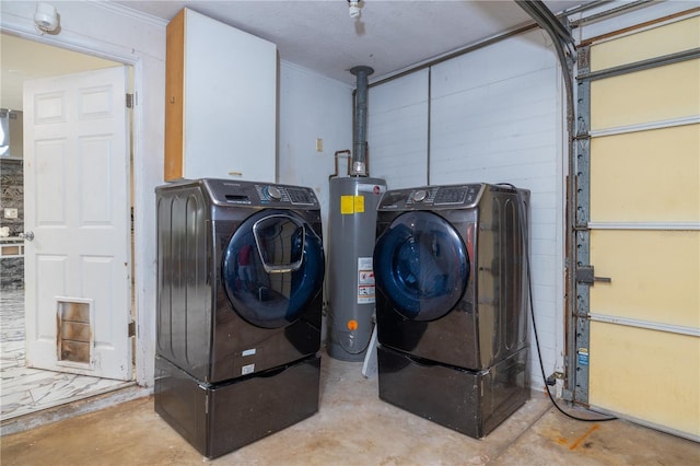38 Fairway Cir, New Smyrna Beach, FL 32168 - laundry area featuring washing machine and dryer and water heater