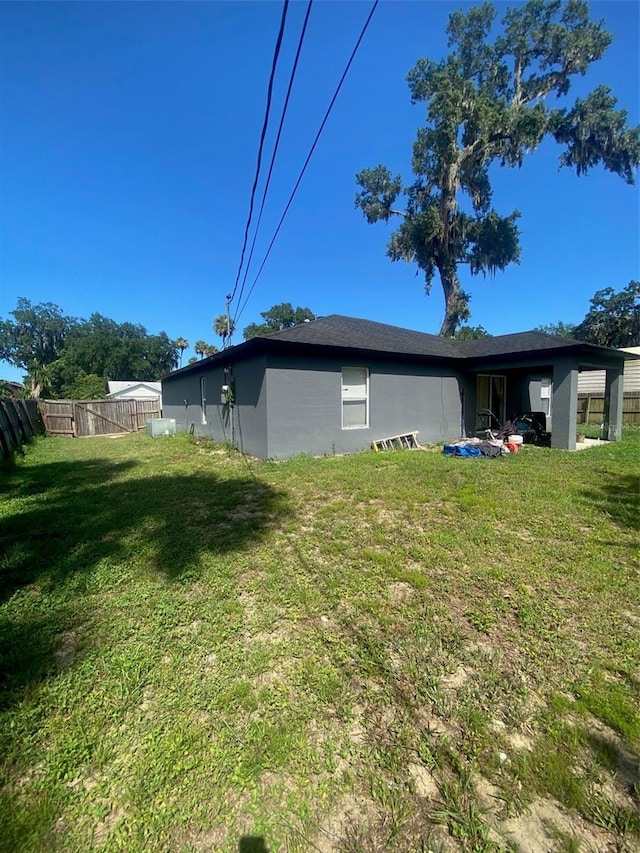2122 Orange Tree Dr, Edgewater, FL 32141 - view of yard