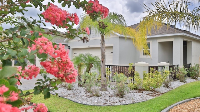349 Caryota Ct, New Smyrna Beach, FL 32168 - photo 1