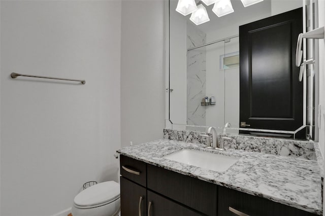 6294 W Fallsgrove Ln, Port Orange, FL 32128 - full bath featuring vanity, a shower, and a skylight