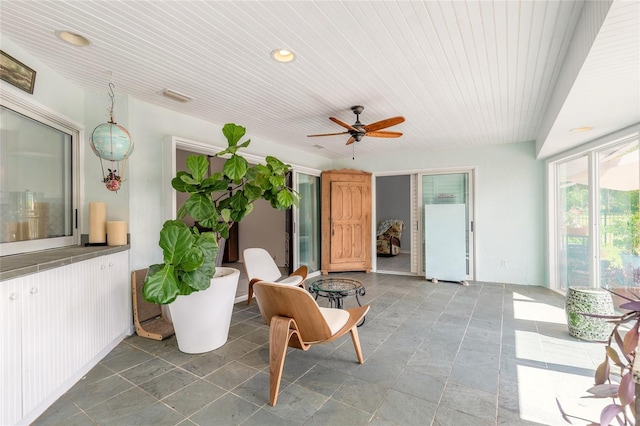 904 Clubhouse Blvd, New Smyrna Beach, FL 32168 - view of sunroom / solarium