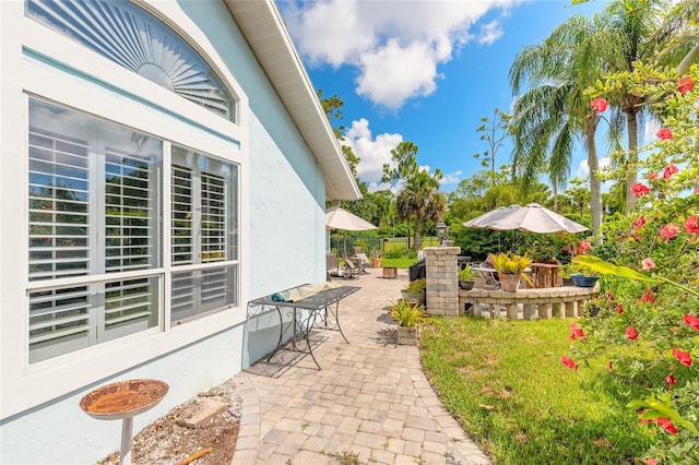 904 Clubhouse Blvd, New Smyrna Beach, FL 32168 - view of patio