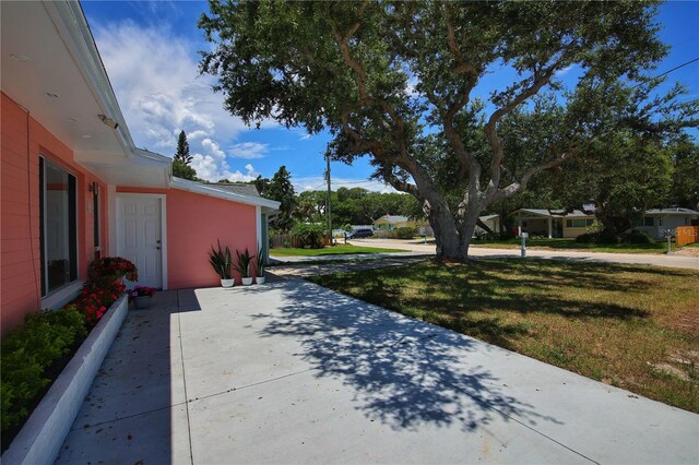 805 E 18th Ave, New Smyrna Beach, FL 32169 - photo 27