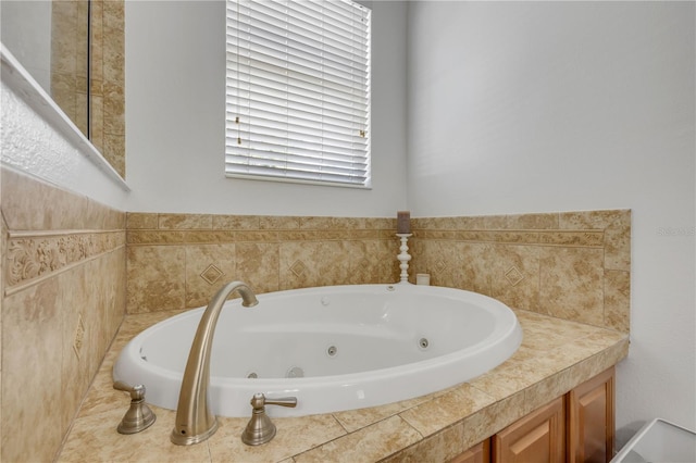 5849 Ansley Way, Mount Dora, FL 32757 - bathroom featuring a whirlpool tub