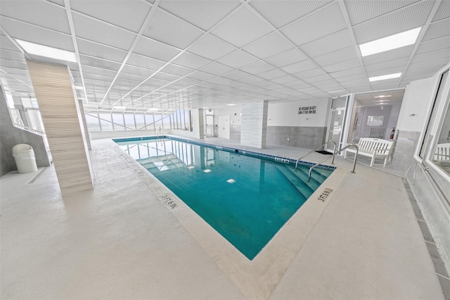 2967 S Atlantic Ave Unit 508, Daytona Beach, FL 32118 - view of indoor community pool