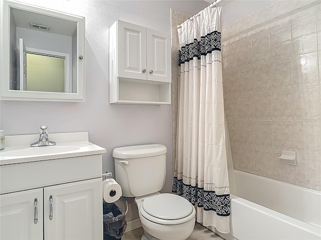 1331 Needle Palm Dr, Edgewater, FL 32132 - bathroom featuring vanity and shower / bath combo
