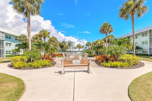325 N Causeway Unit B305, New Smyrna Beach, FL 32169 - surrounding community