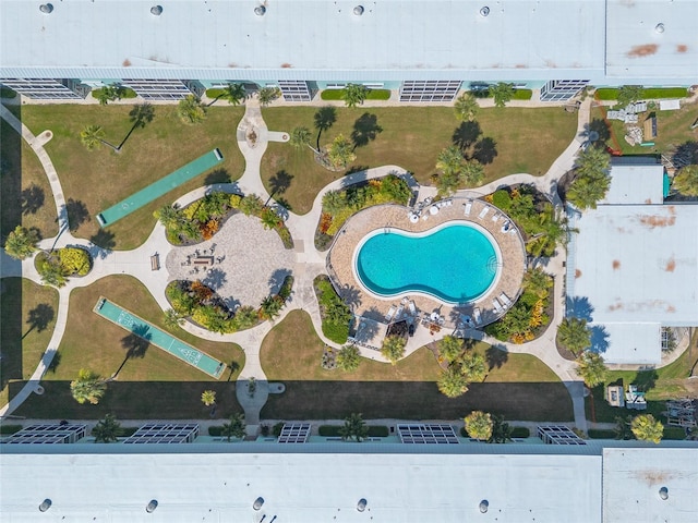 325 N Causeway Unit B305, New Smyrna Beach, FL 32169 - bird's eye view of a pool area