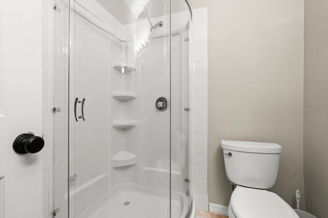 206 Canova Dr, New Smyrna Beach, FL 32169 - full bath featuring a shower stall and toilet