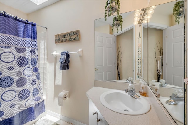 527 Old Minorcan Trl, New Smyrna Beach, FL 32168 - bathroom featuring vanity and a shower with curtain