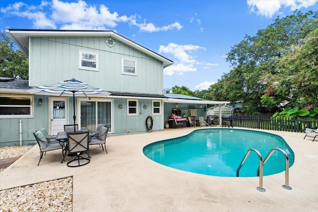 20 Putnam Ave, Ormond Beach, FL 32174 - view of swimming pool featuring a patio area
