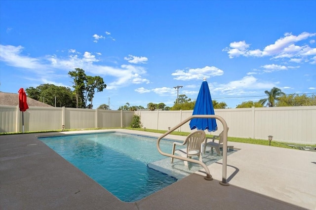 318 Two Oaks Dr, Edgewater, FL 32141 - view of swimming pool featuring a fenced backyard and a patio