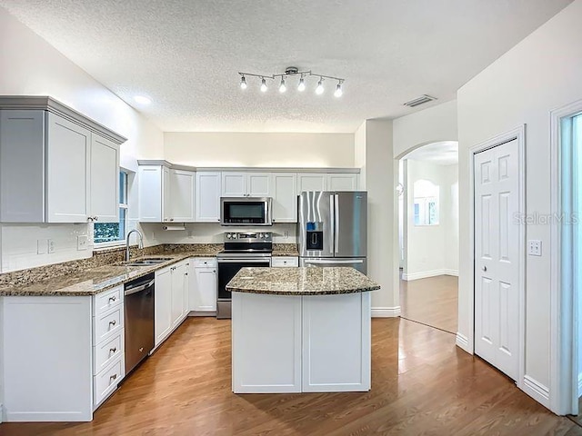 1103 Woodview Way, Bradenton, FL 34212 - photo 17