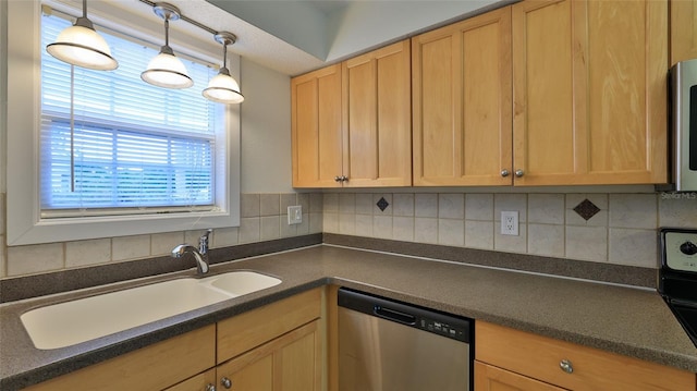 437 N Oleander Ave Unit 1, Daytona Beach, FL 32118 - photo 5