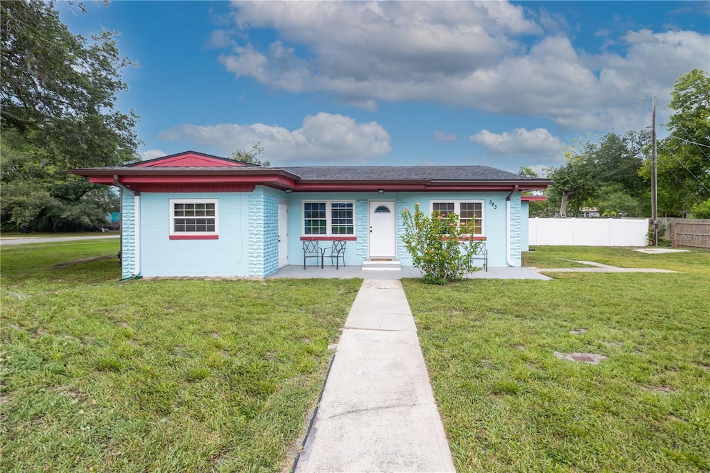 545 Berkshire Rd, Daytona Beach, FL 32114 - photo 1