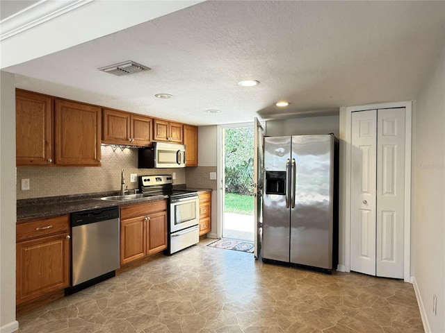 712-714 Oakwood Ave, New Smyrna Beach, FL 32169 - photo 8