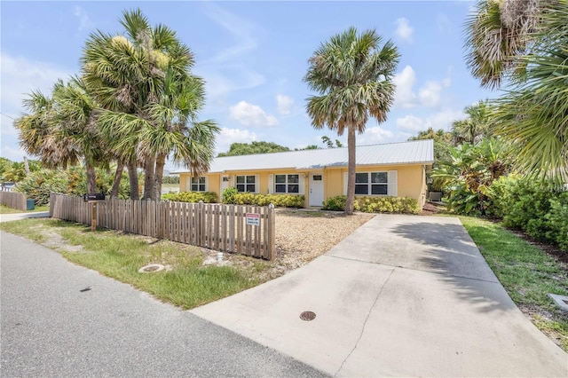 712-714 Oakwood Ave, New Smyrna Beach, FL 32169 - photo 38
