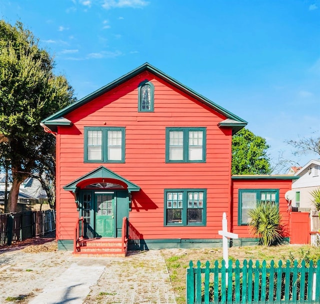 view of front of property