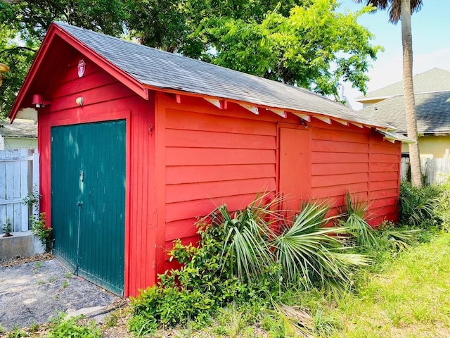 view of shed / structure