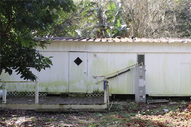 view of outbuilding