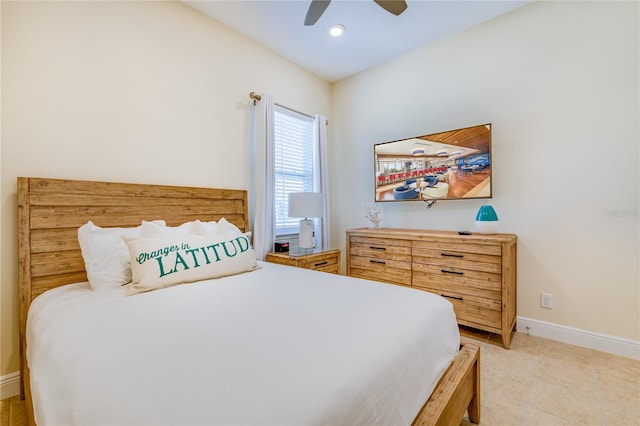 bedroom with ceiling fan