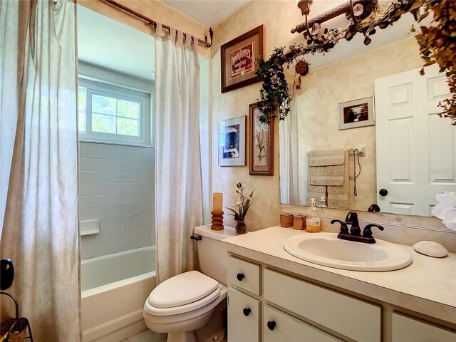966 N Ronald Reagan Blvd, Longwood, FL 32750 - full bathroom with toilet, vanity, and shower / bathtub combination with curtain