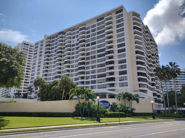 600 Three Islands Blvd Unit 1602, Hallandale Beach, FL 33009 - photo 33