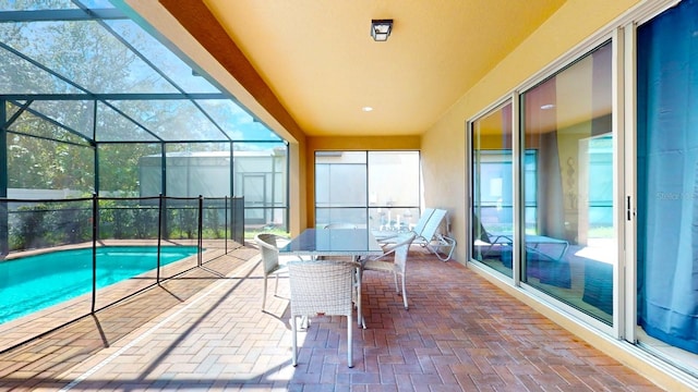 sunroom with a healthy amount of sunlight