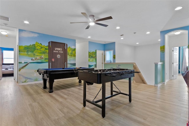 playroom with light hardwood / wood-style floors, billiards, and ceiling fan