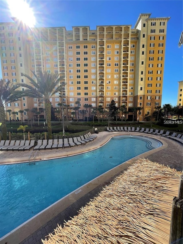 view of swimming pool