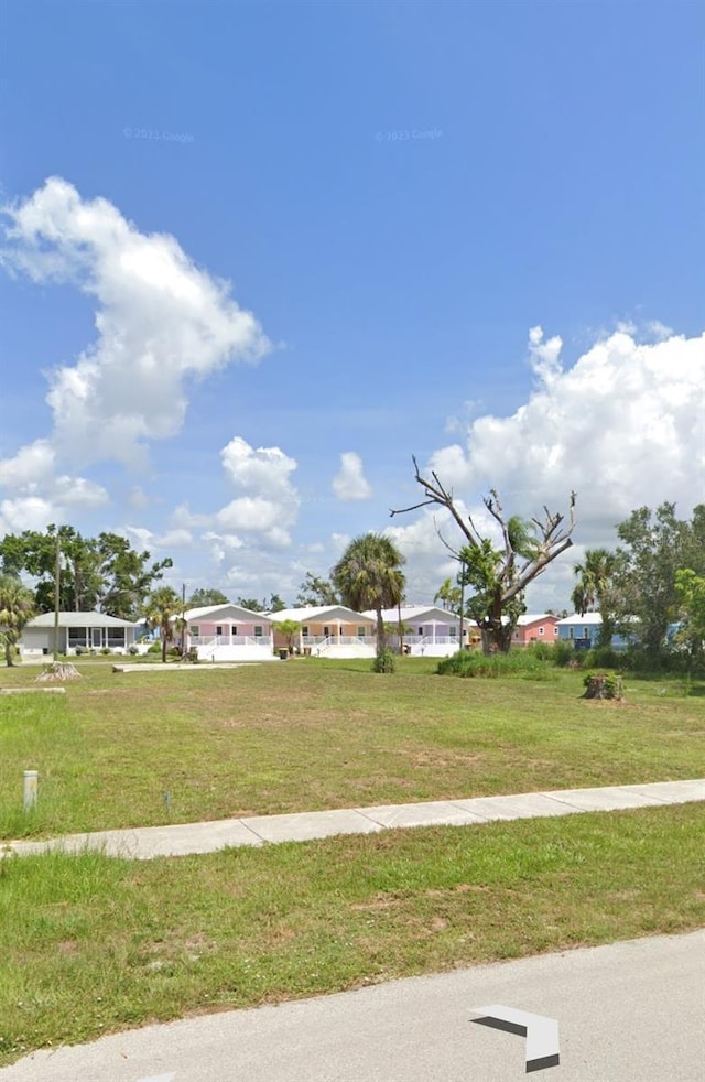 Listing photo 2 for 623 Fitzhugh Ave, Punta Gorda FL 33950