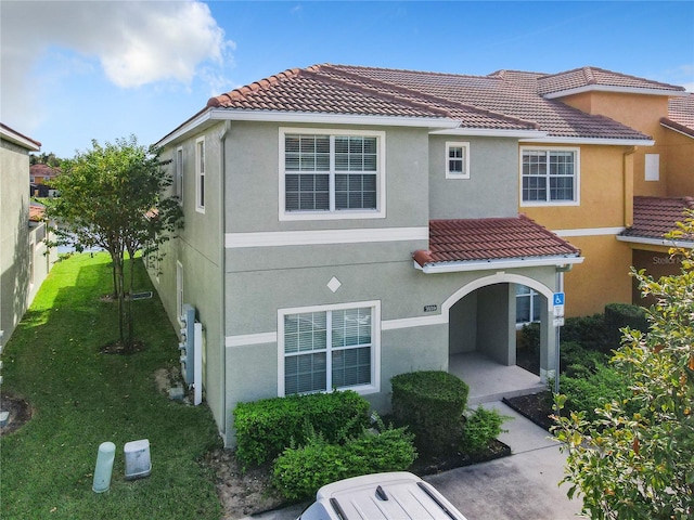 view of front of home with a front yard