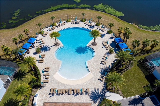 view of swimming pool with a patio