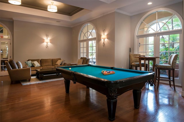 recreation room with crown molding, pool table, and hardwood / wood-style flooring