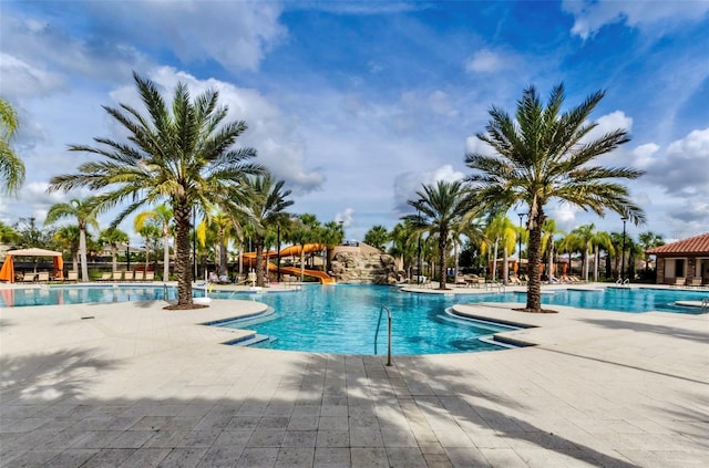 5220 Oakbourne Ave, Davenport, FL 33837 - community pool with a patio