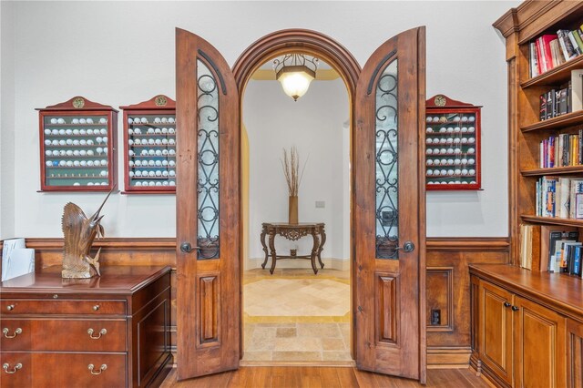 interior space with light hardwood / wood-style floors