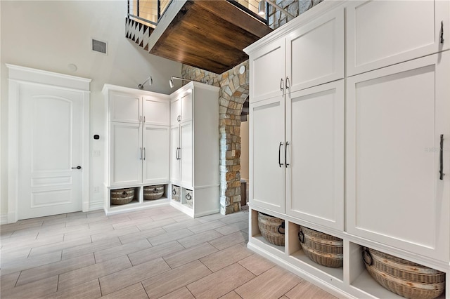 view of mudroom
