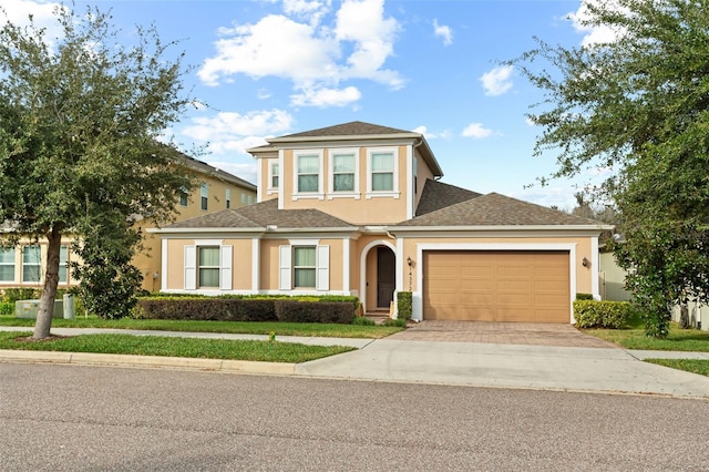 view of front facade featuring a garage