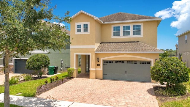 view of front facade with a garage