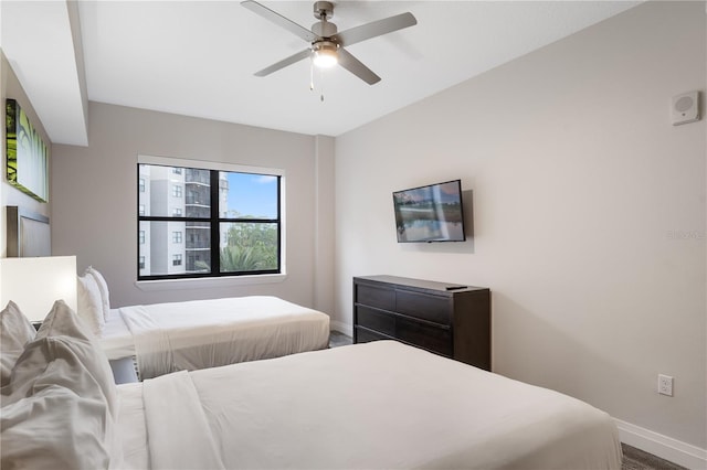 bedroom featuring ceiling fan