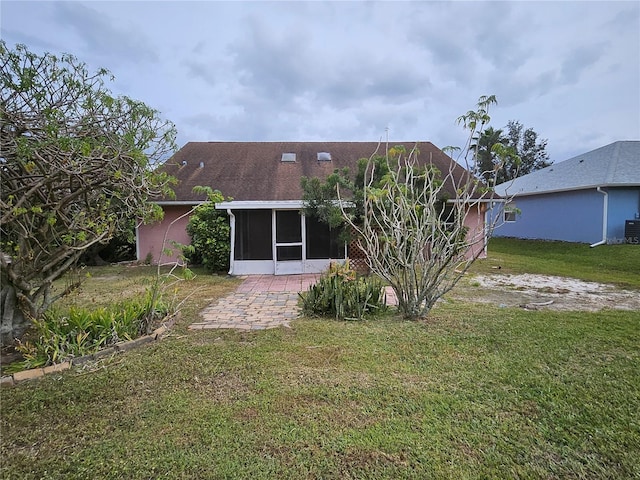 Listing photo 3 for 868 Gillmar Ave NW, Palm Bay FL 32907