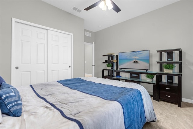 bedroom featuring a closet and ceiling fan