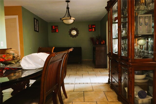 595 Benjamin Franklin Pl, Orlando, FL 32809 - view of tiled dining space